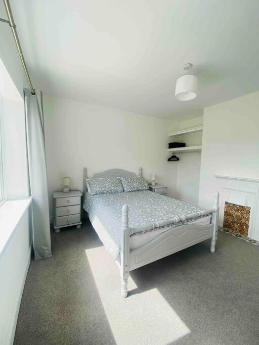 The Townhouse Dungloe Villa Екстериор снимка
