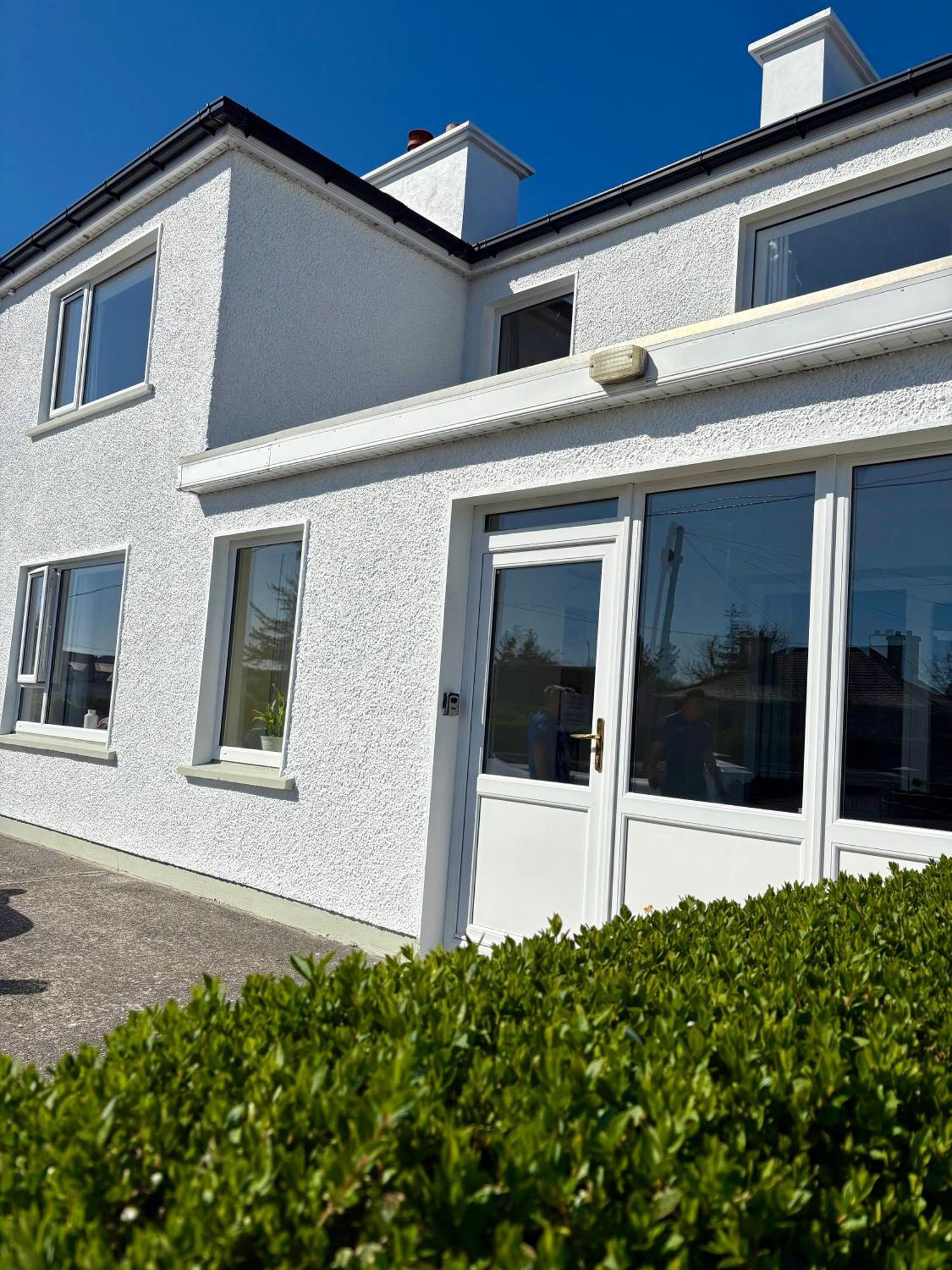 The Townhouse Dungloe Villa Екстериор снимка
